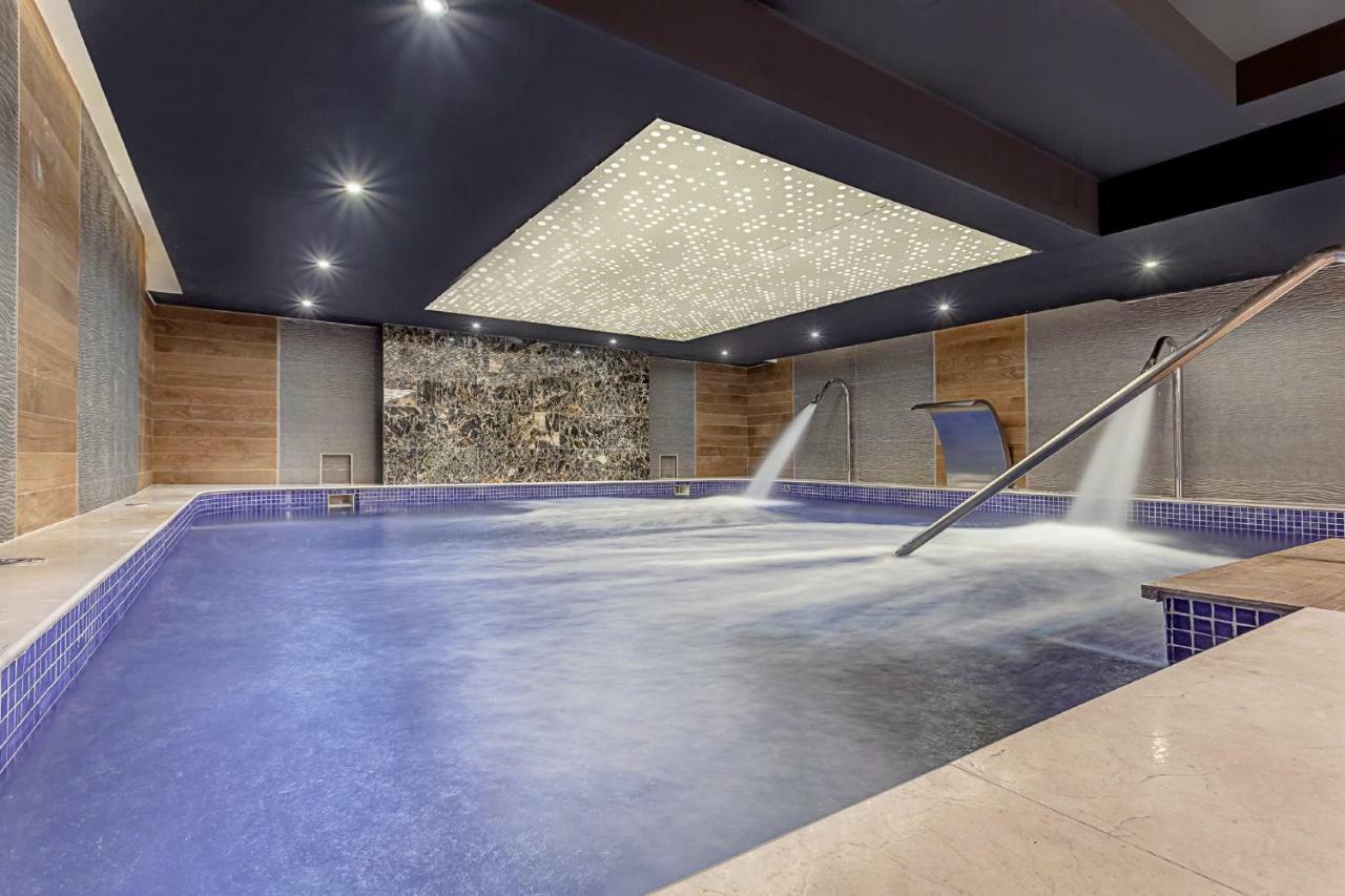 Royalton Antigua, An Autograph Collection All-Inclusive Resort Five Islands Village Екстер'єр фото
